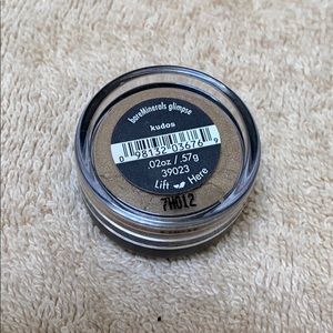 Bare Minerals Loose Eye Shadow in kudos